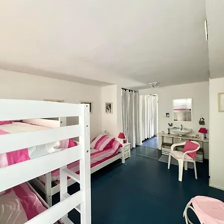 Avec Acces Direct A La A Holiday home