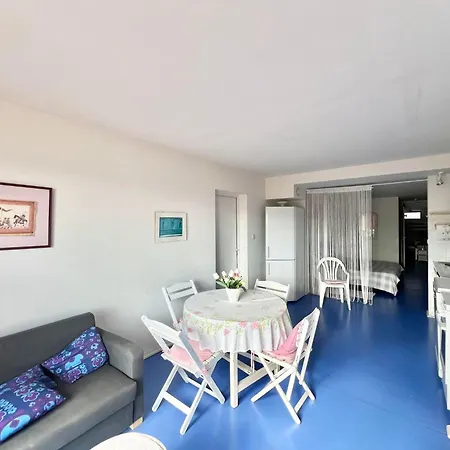 Avec Acces Direct A La A Holiday home *