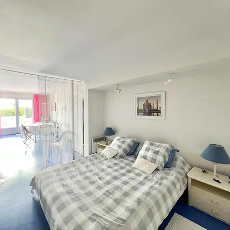 Avec Acces Direct A La A Holiday home *